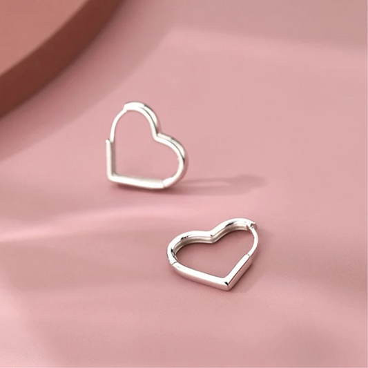 HEART HOOP EARRINGS 🔥🔥🔥