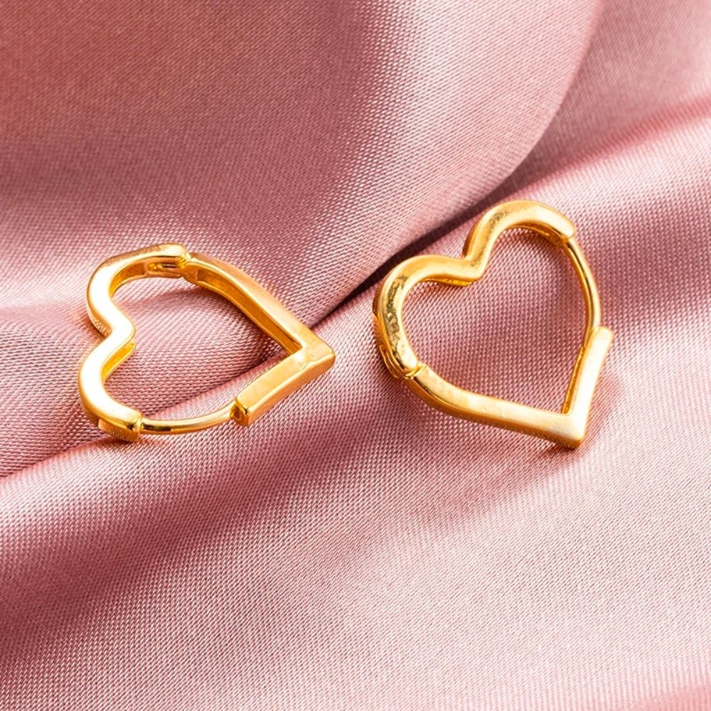 HEART HOOP EARRINGS 🔥🔥🔥