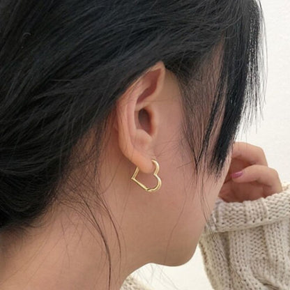 HEART HOOP EARRINGS 🔥🔥🔥